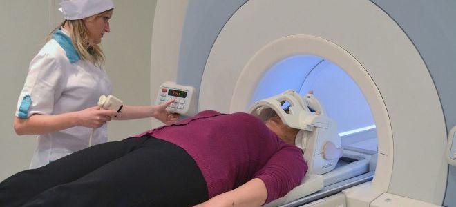 Что показывает КТ головного мозга и чем оно отличается от МРТ